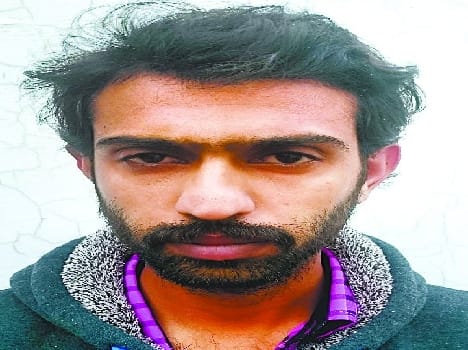 Pakistan 's spy master , including three agents arrested helpful