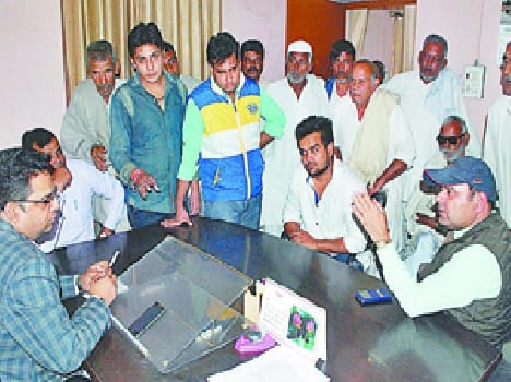 Farmers have besieged DCO