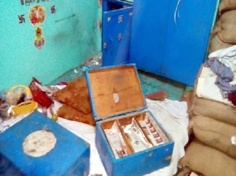  8 stores in the market drove theft