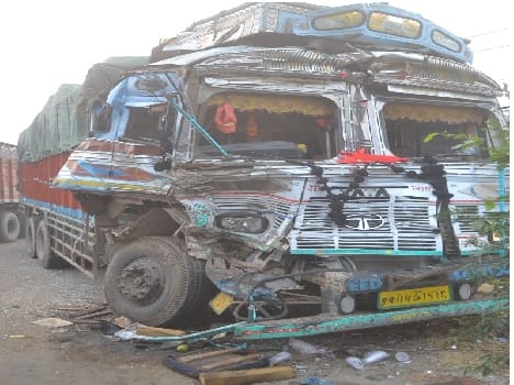  Bus-truck collision, the woman's death