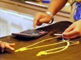 seven arrested in theft