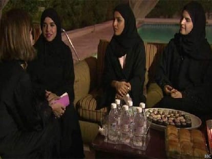 first time women contest in election in saudi arabia