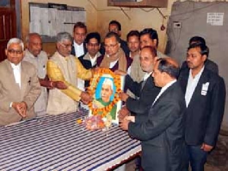 Rajendra Babu's wisdom was Adwatiy