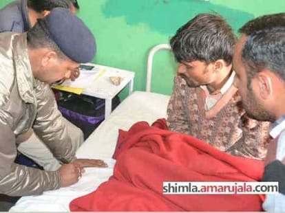 car accident at solan, a person saved his son life.
