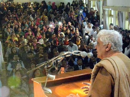 Javed Akhtar said, I'm not afraid on country's situation.