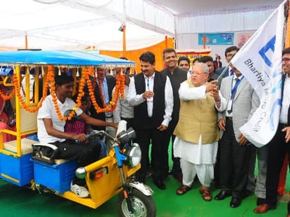Kalraj Mishra says BJP is strong in UP and will come in power.
