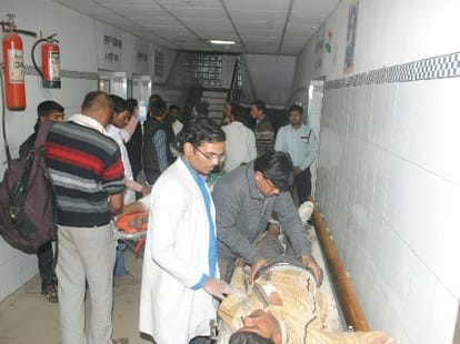 woman steals kid from hospital in kanpur