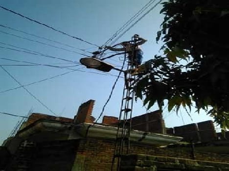 Feeder burn, no light in 12 villages .