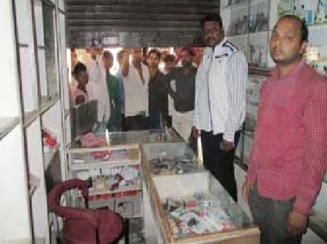 Twenty-two million , eight shops theft locks 
