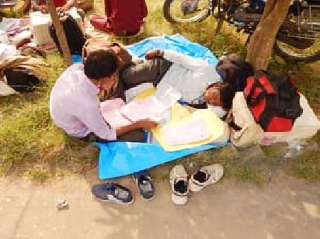 236 polling personnel will act 