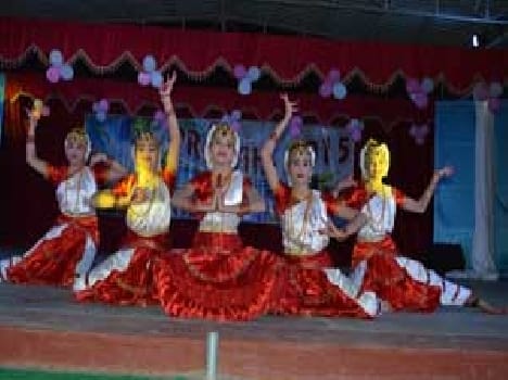 The colorful program presented little ones