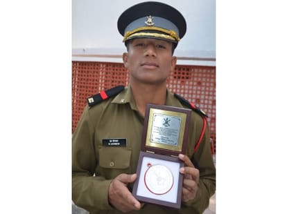 rickshawala and driver son topped in army cadet college, army cadet college, 