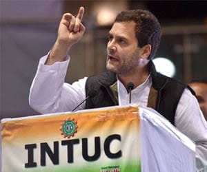 rss people stopped me from entering the temple in assam blames rahul gandhi
