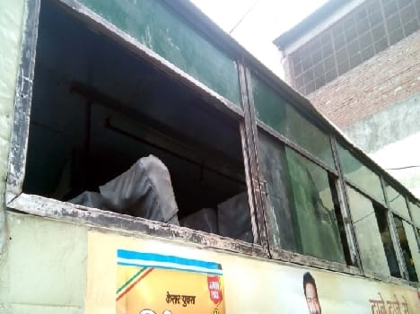  No glass in roadways buses