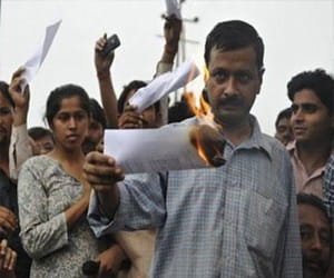 kejriwal said he would stop formula to control pollution in delhi
