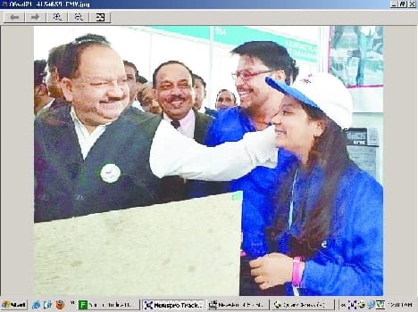 he Minister praised the model
