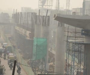 Polluted air of Lucknow.