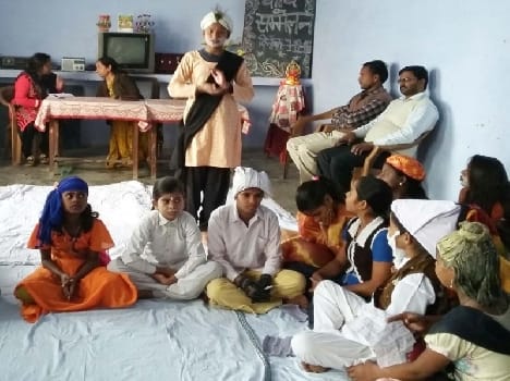 Students fastened compositions merge