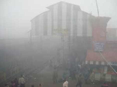 Mahananda Express canceled ?for Fog 
