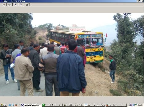 narrow escape of bus accident