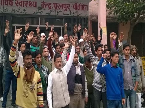 Voters Kotwal Hit the stick , injured