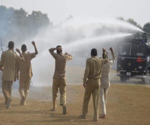 police will control activist.