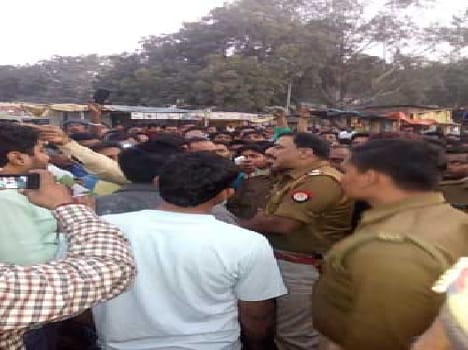 Uncontrolled truck crushed the seven , two killed