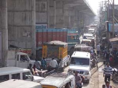 Bdhuli Square was jammed on
