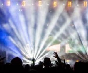 two girl groups clash in a party