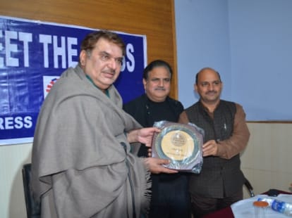 india's safest country  in the worls for muslims: raza murad