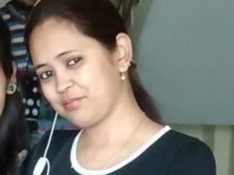 mba girl committed suicide in shakuntala devi university