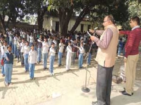 Defense of human rights resolution was
