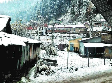 heavy snowfall in mandi