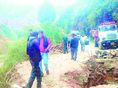 Seven shillings on-site road was closed for three hours traffic