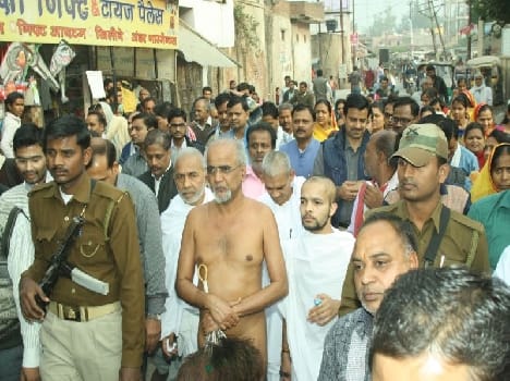 tarun sagar maharaj in kosikalan