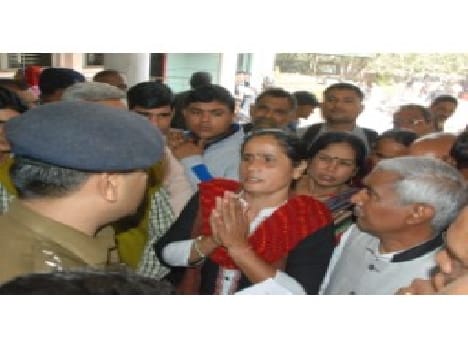 PACL investers protest