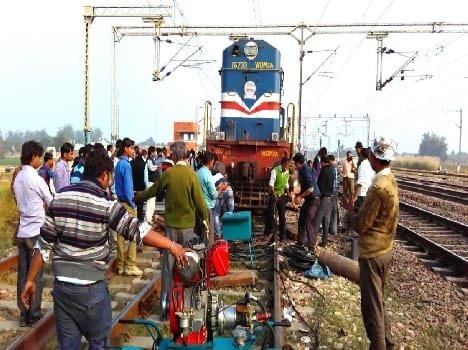 During Shunting engine to derail