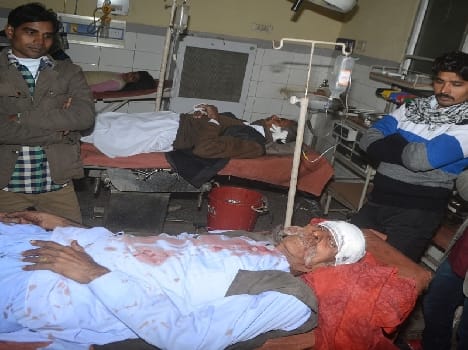 U-turn from the wedding bus, 11 injured