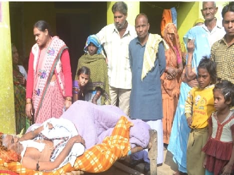 Millions of robbery, two families hostage
