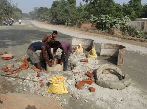 Manhole again began to be formed