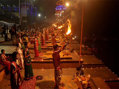 narendra modi and shinzo abe attend ganga aarti today in varanasi