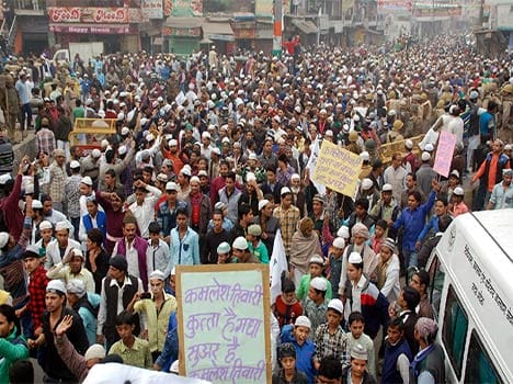 namaz dispute result into clash between two groups