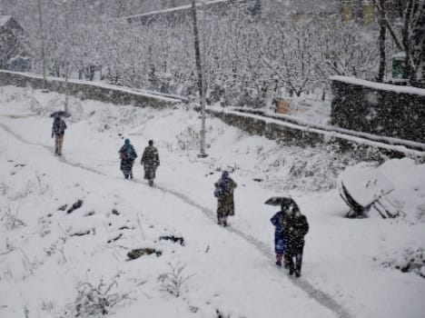 min temp rises in valley, while leh shivers at -12.2 deg C