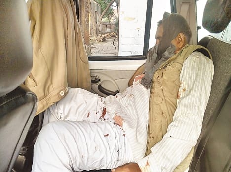 The bloody conflict in land disputes, stone-firing
