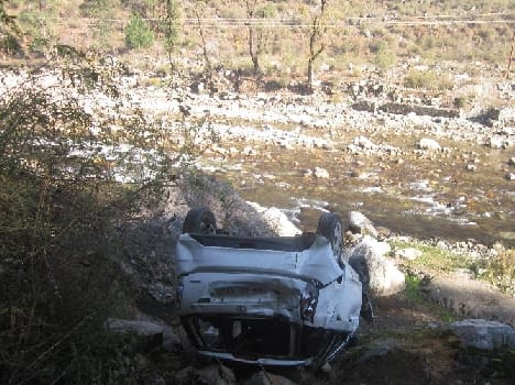 one dead in car accident