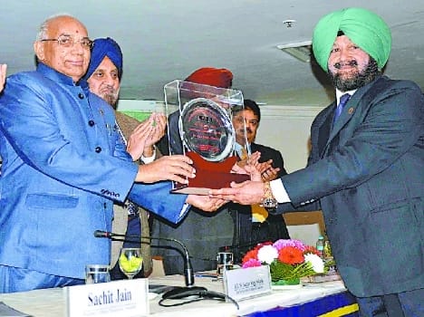 governor, ludhiana, award