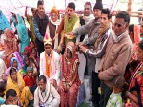 AC college couple married 15 on Travel