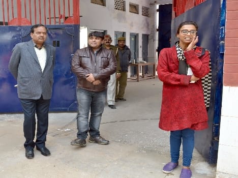 Ill woman in jail erupted see DM