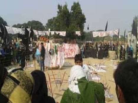 The procession descended in - a- Amari Jairin