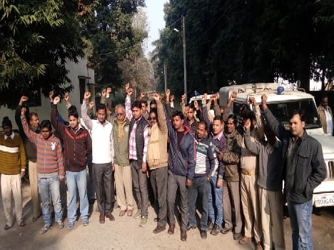 Workers will not work again today Dudhwa